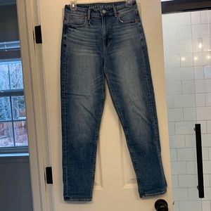American Eagle Mom Jeans